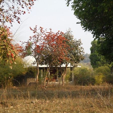 Hotel Renest Bandhavgarh Meadows Tāla Exterior foto